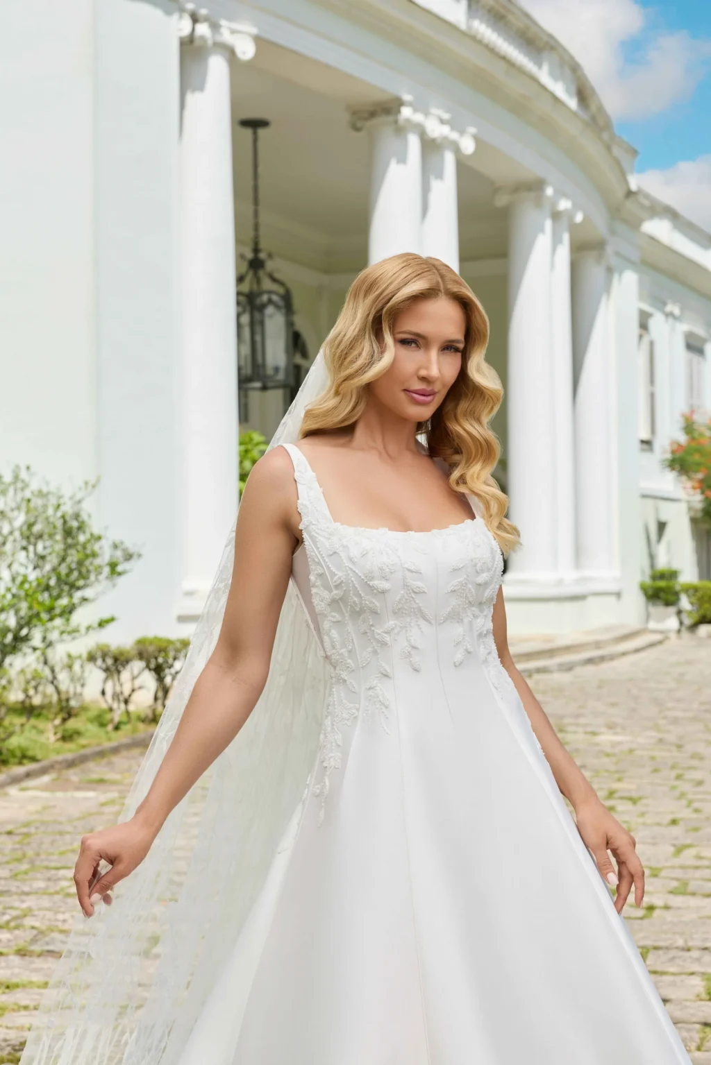 Vestido de Noiva – Solar – SL002 - Image 3